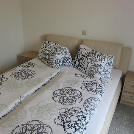 Apartment Tadic Malinska Kültér fotó