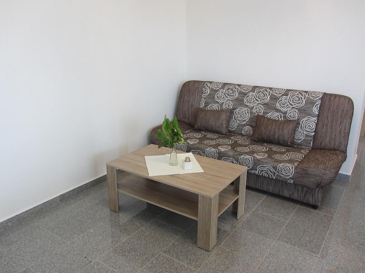 Apartment Tadic Malinska Kültér fotó