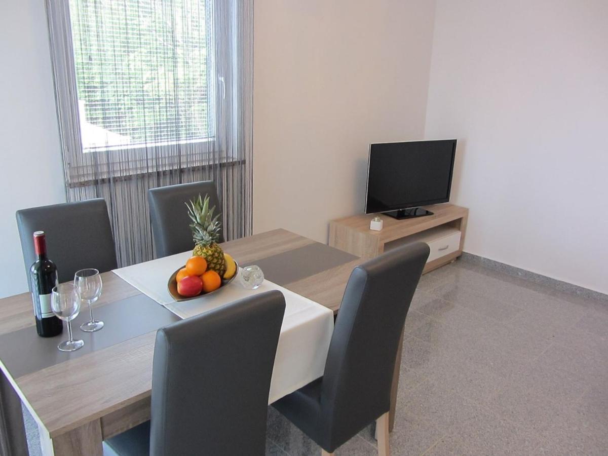 Apartment Tadic Malinska Kültér fotó